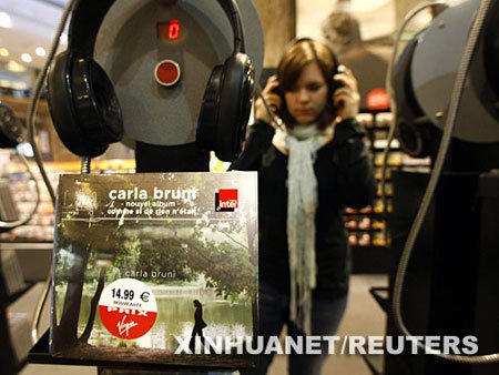 ����ͼ�⣺���100ԪǮ����Щʲô��