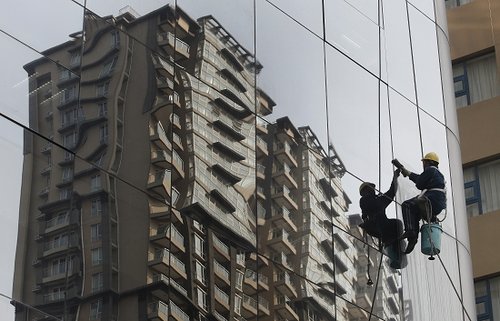 ���򣺴���������ѹ���� δ���������ٹ������