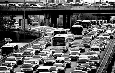 ����������·��ͣ�� ��Сʱ��10Ԫ