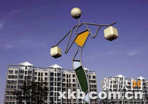 住建部官员:房产税出台不会全国铺开