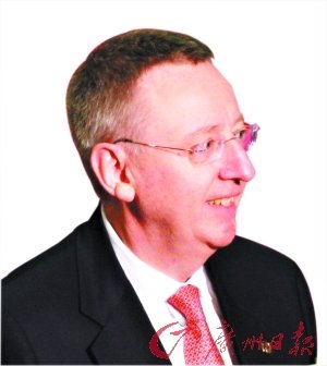 �չ���д��г������кϲ���ŵ����Ա����н