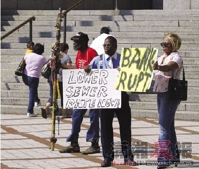 �������ѷ�ظ�ծ��40����Ԫ�����Ʋ�