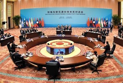 ���գ���ǿ������ͨ����ϵ�Ի����ڱ�������̨�����ݾ��С�